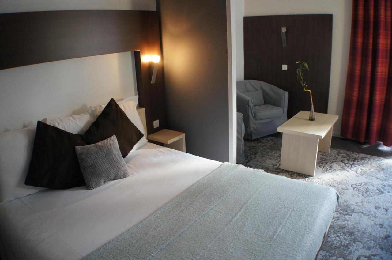 ดิ ออริจินัล ซิตี้ โฮเทล ลา เซียสตา แอนโนแน ตะวันออก Hotel Davezieux ภายนอก รูปภาพ